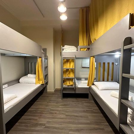 Business Backpackers Jbr Hostel Dubai Exterior foto